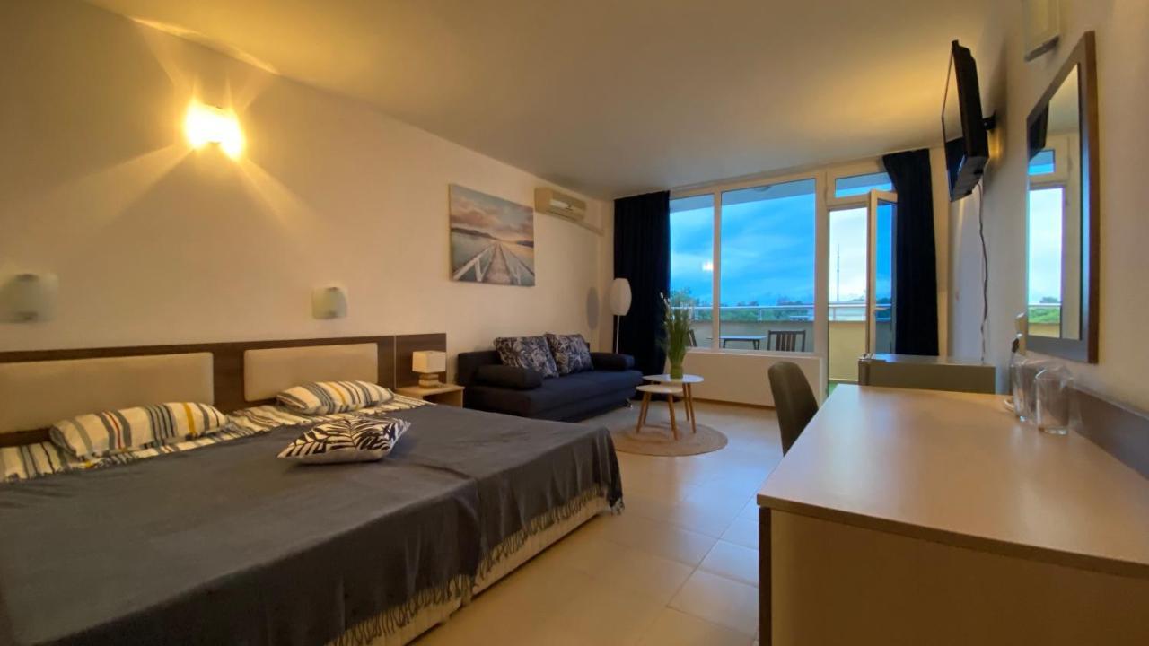 Esperanto 403 Large Studio Pantai Sunny Luaran gambar